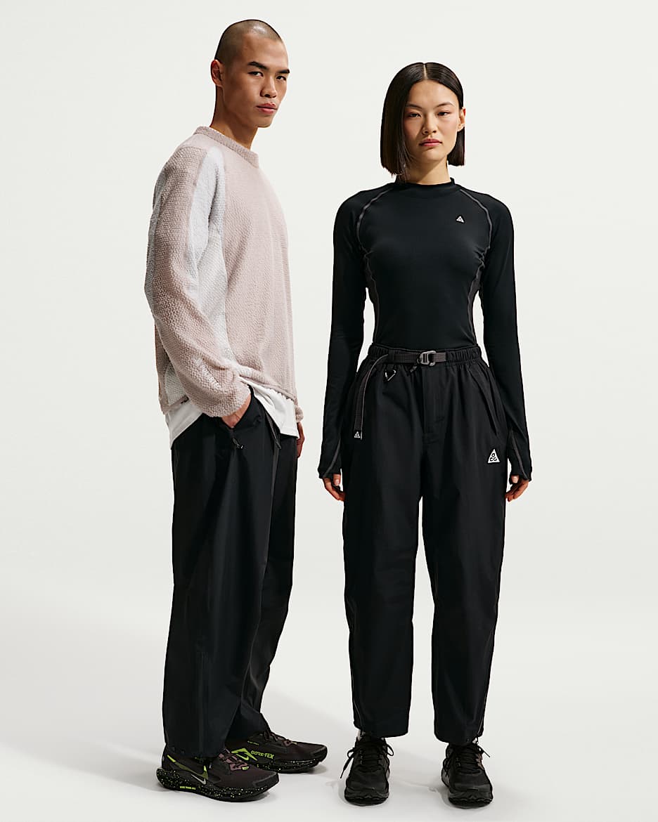 Nike ACG "Morpho" Storm-FIT ADV 2.5L 男子防风防水九分裤硬壳冲锋裤 - 黑/山峰白