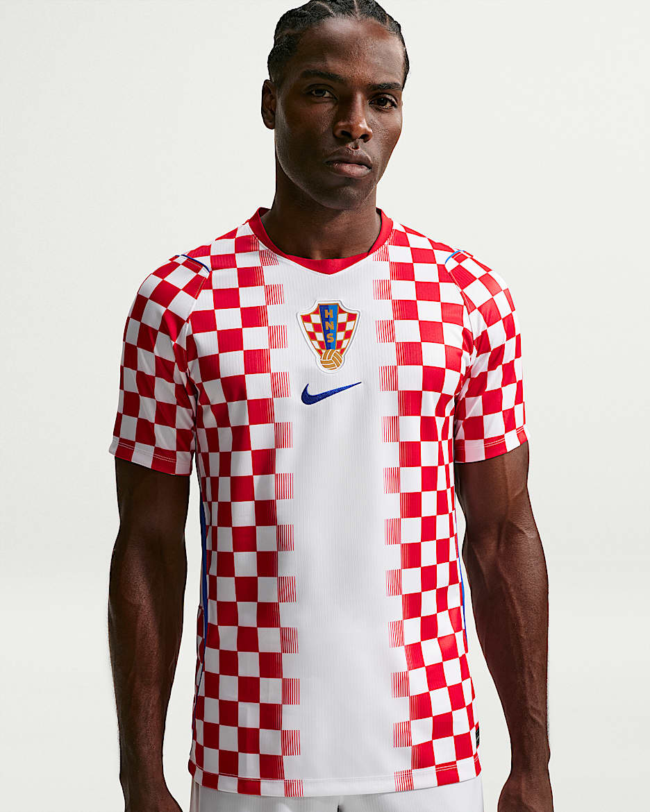 2026 赛季克罗地亚队主场球迷版 Nike Dri-FIT 男子速干足球球衣 - 白色/大学红/皇家蓝