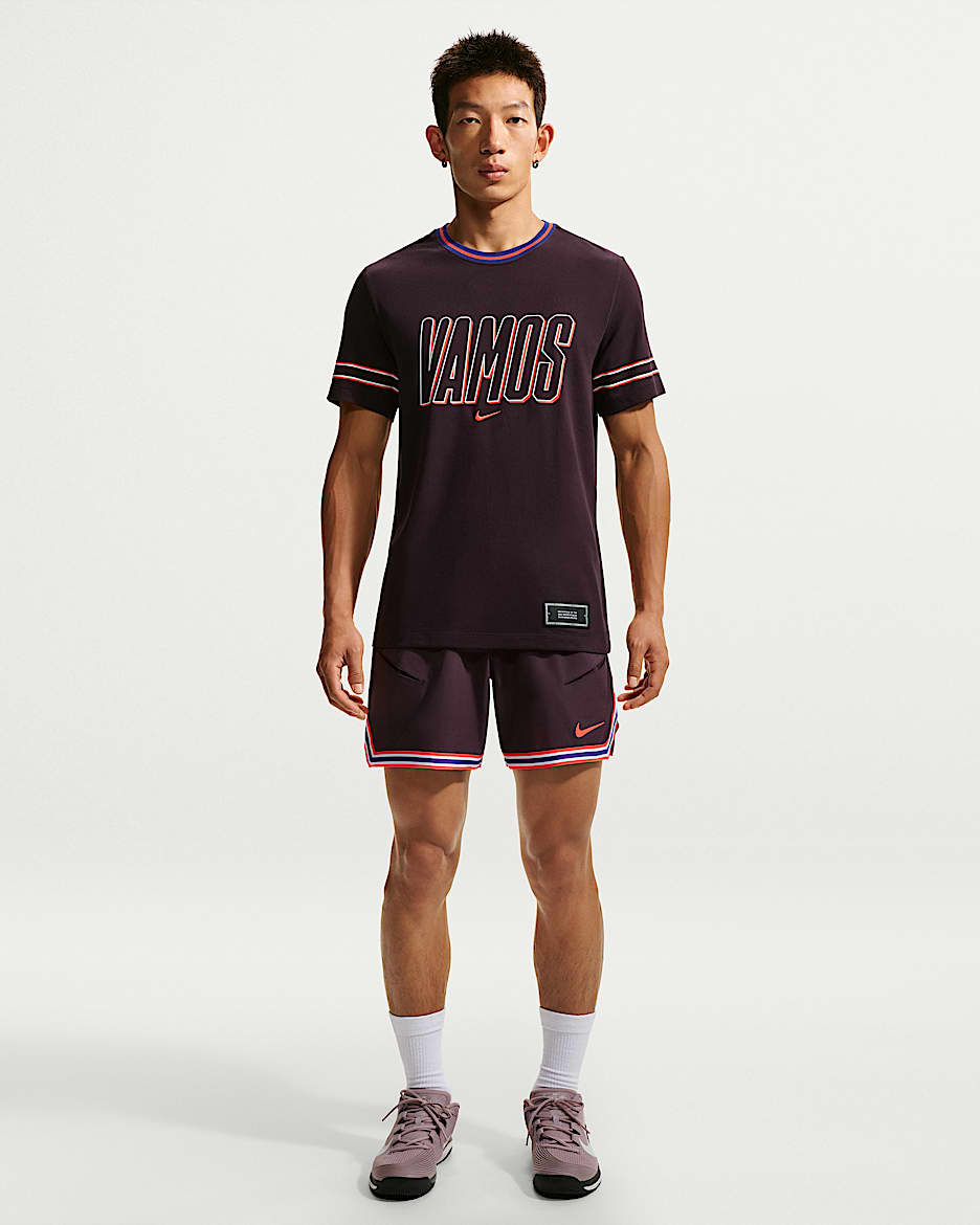 NikeCourt Slam Dri-FIT 卡洛斯·阿尔卡拉斯同款男子速干网球短裤 - 暗调勃艮第酒红/亮深红