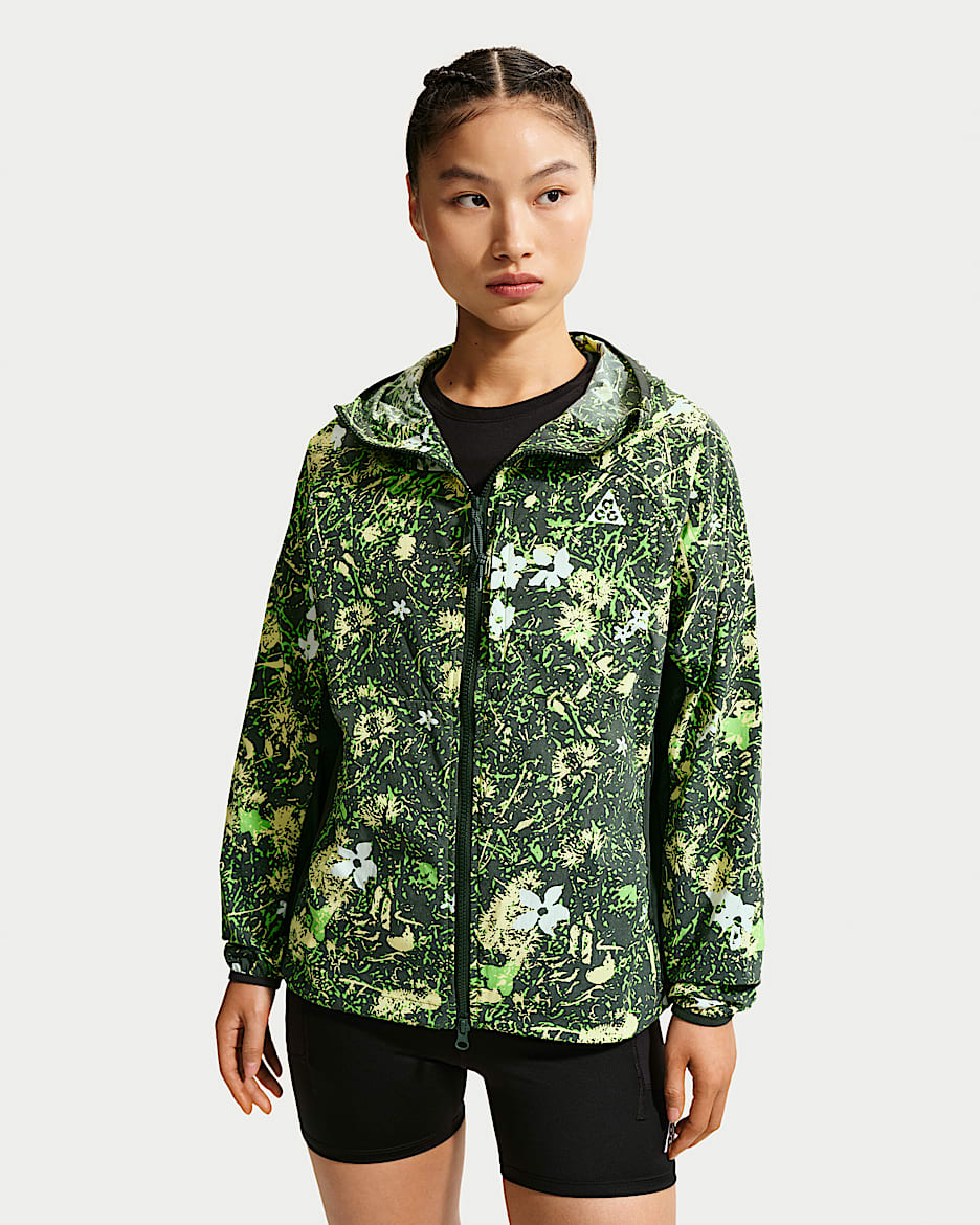 Nike ACG "Five Towers" 女子速干夹克防晒衣 - 黑云衫绿/黑云衫绿/活力绿黄/山峰白