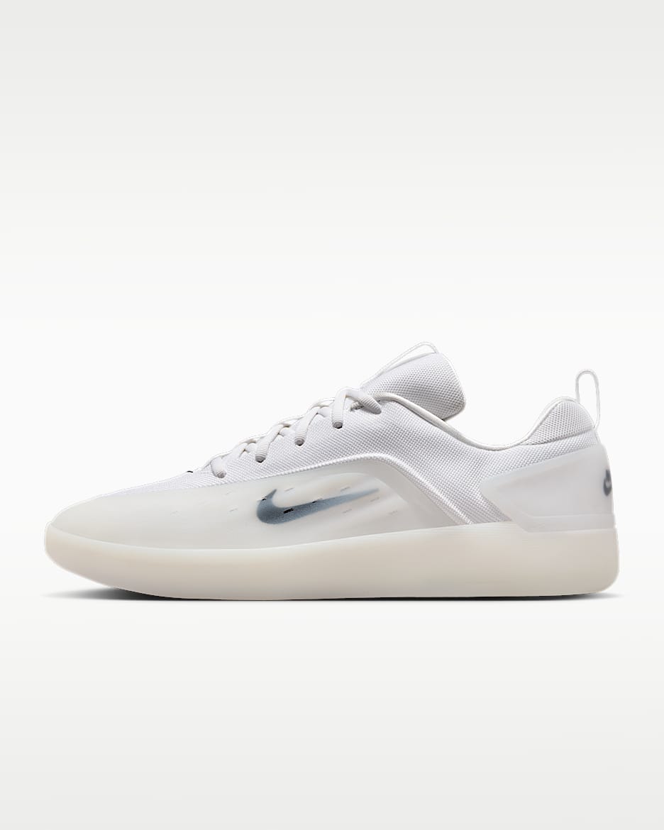 Nike SB Zoom Nyjah 4 男子滑板鞋 - 白色/白色/黑/黑