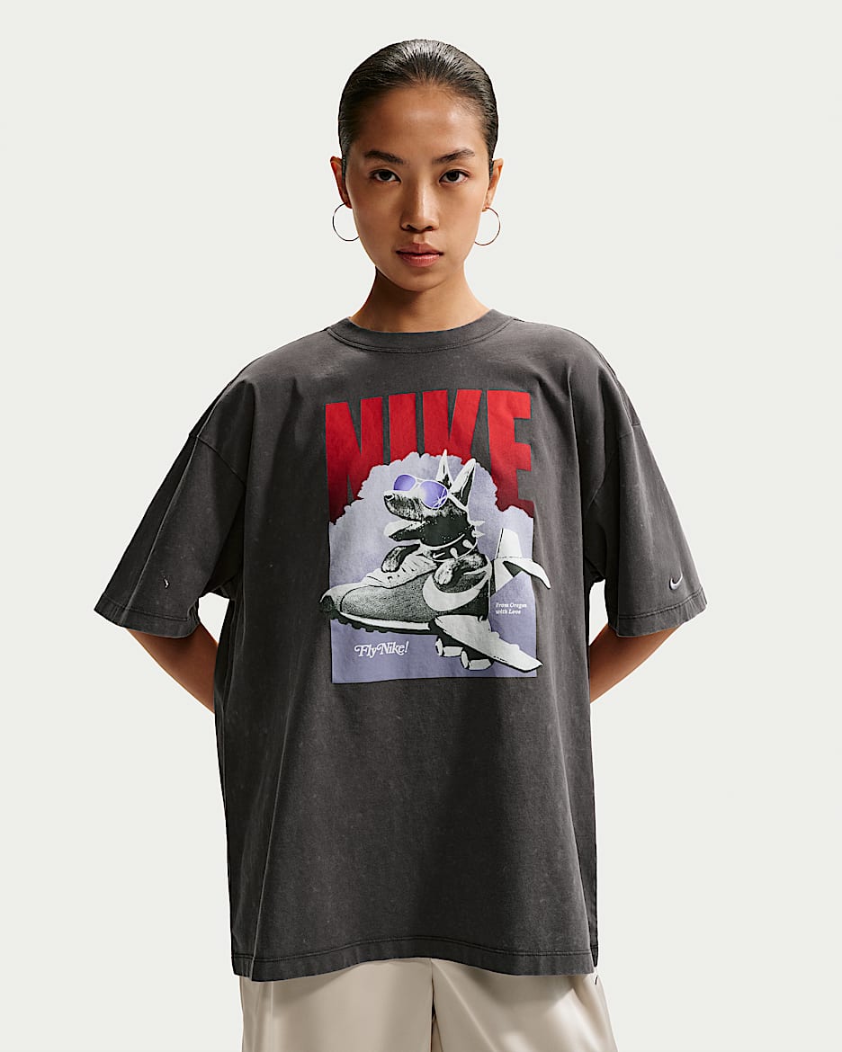 Nike Sportswear 女子印花T恤 - 煤黑