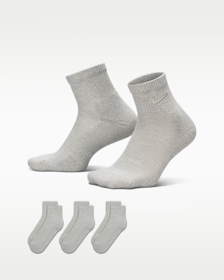 Nike Everyday Elevated 速干运动短袜(3 双) - 多色