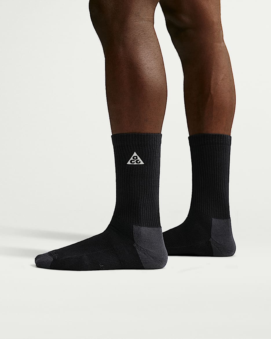 Nike ACG Everyday Elevated 速干中筒运动袜(1 双) - 黑/暗烟灰