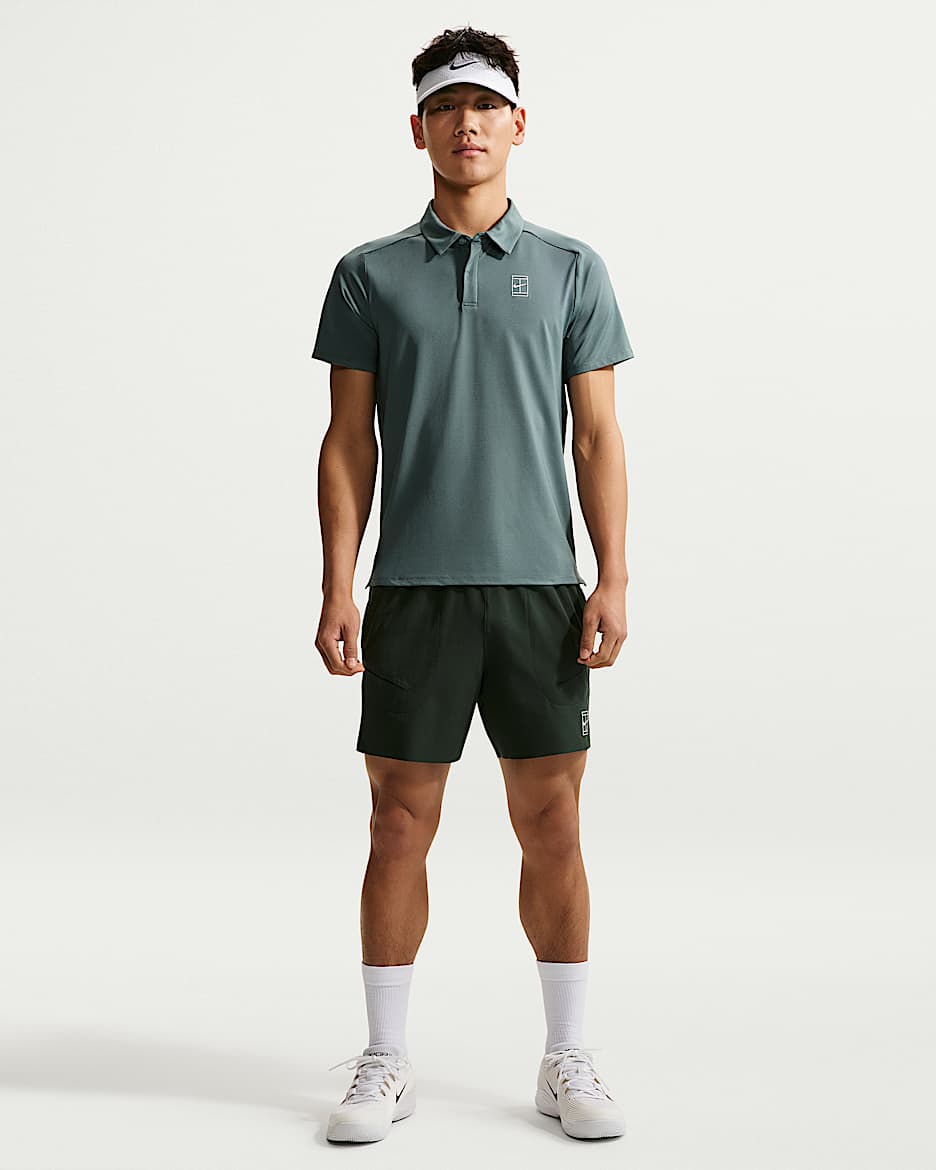 NikeCourt Advantage Dri-FIT 扬尼克·辛纳同款男子速干网球短裤 - 黑云衫绿/白色