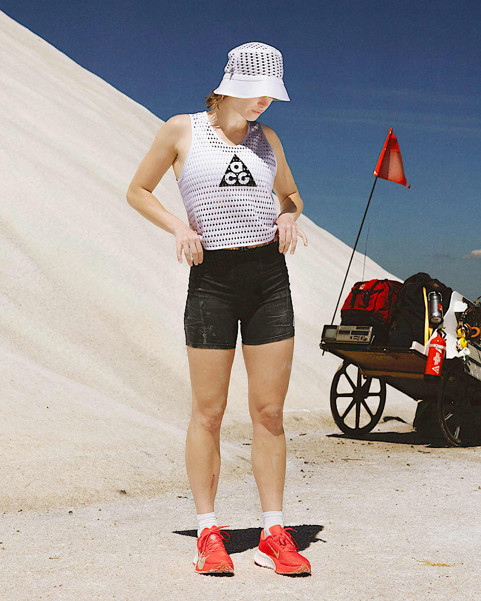 ACG Radical AirFlow Apex Dri-FIT 速干渔夫运动帽洞洞帽 - 白色/白色