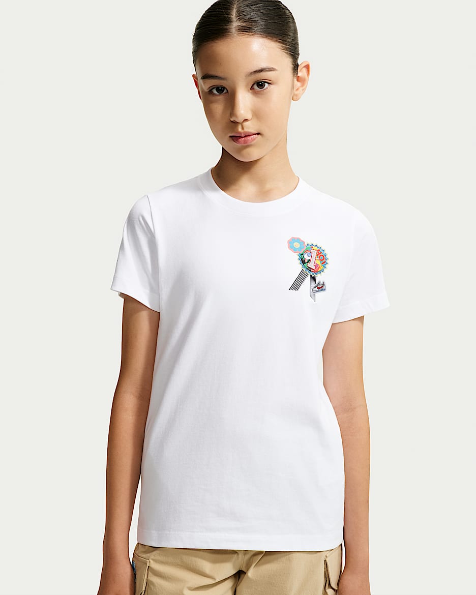 Nike Sportswear 大童(女孩)短袖T恤 - 白色