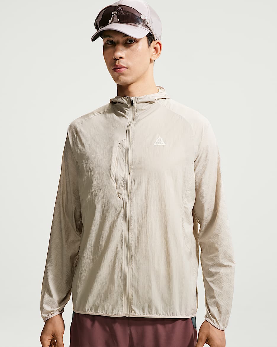 Nike ACG "Aireez" 男子轻盈透气夹克防晒衣皮肤衣 - 奶白 II/奶白 II/山峰白