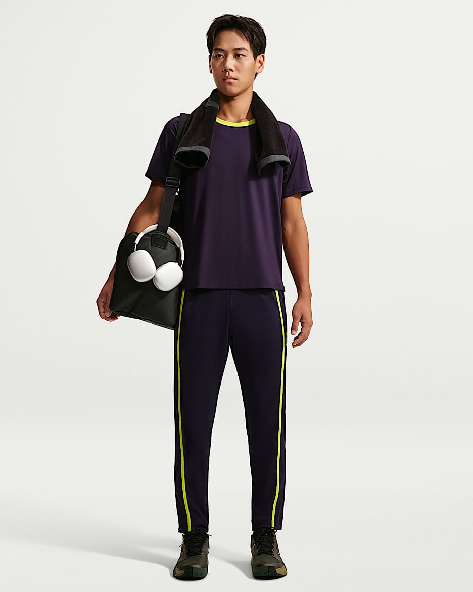 NikeCourt Heritage 男子薄绒网球长裤 - 王朝紫/亮眼柠檬黄