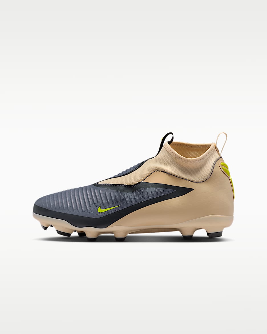 Kobe Jr. Phantom 6 High Academy 耐克暗煞系列科比大童 MG 多种场地高帮足球鞋 - 幻影灰白/黑