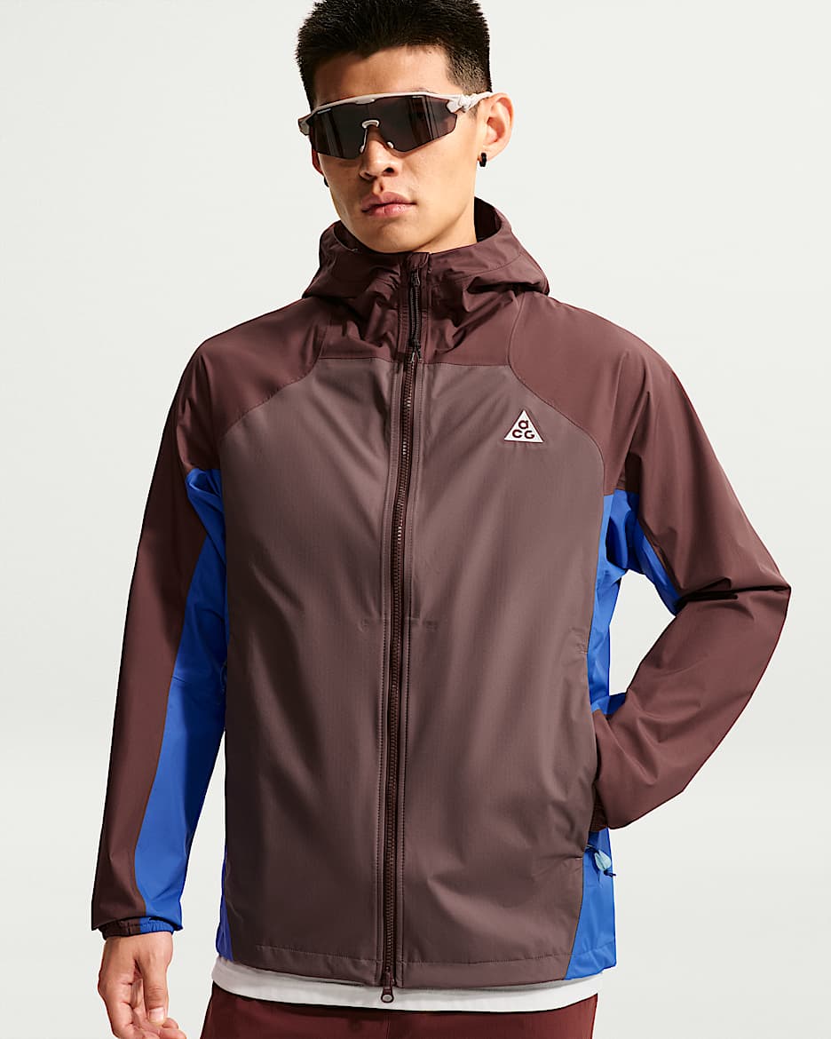 Nike ACG "Phantazma" Storm-FIT ADV 2.5L 男子防风防水夹克硬壳冲锋衣 - 神秘枣红/图腾黑紫/游戏宝蓝/山峰白