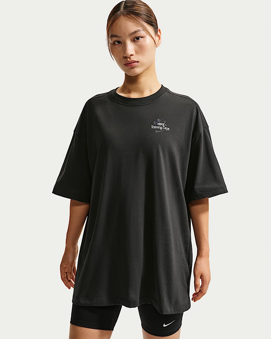 Nike Dri-FIT 女子 Oversize 风速干短袖T恤 - 黑