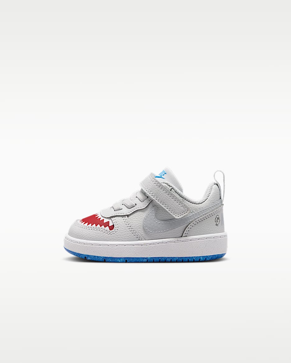 Nike Court Borough Low 耐克酷菠萝婴童运动鞋 - 白金色/大学红/游戏宝蓝/狼灰