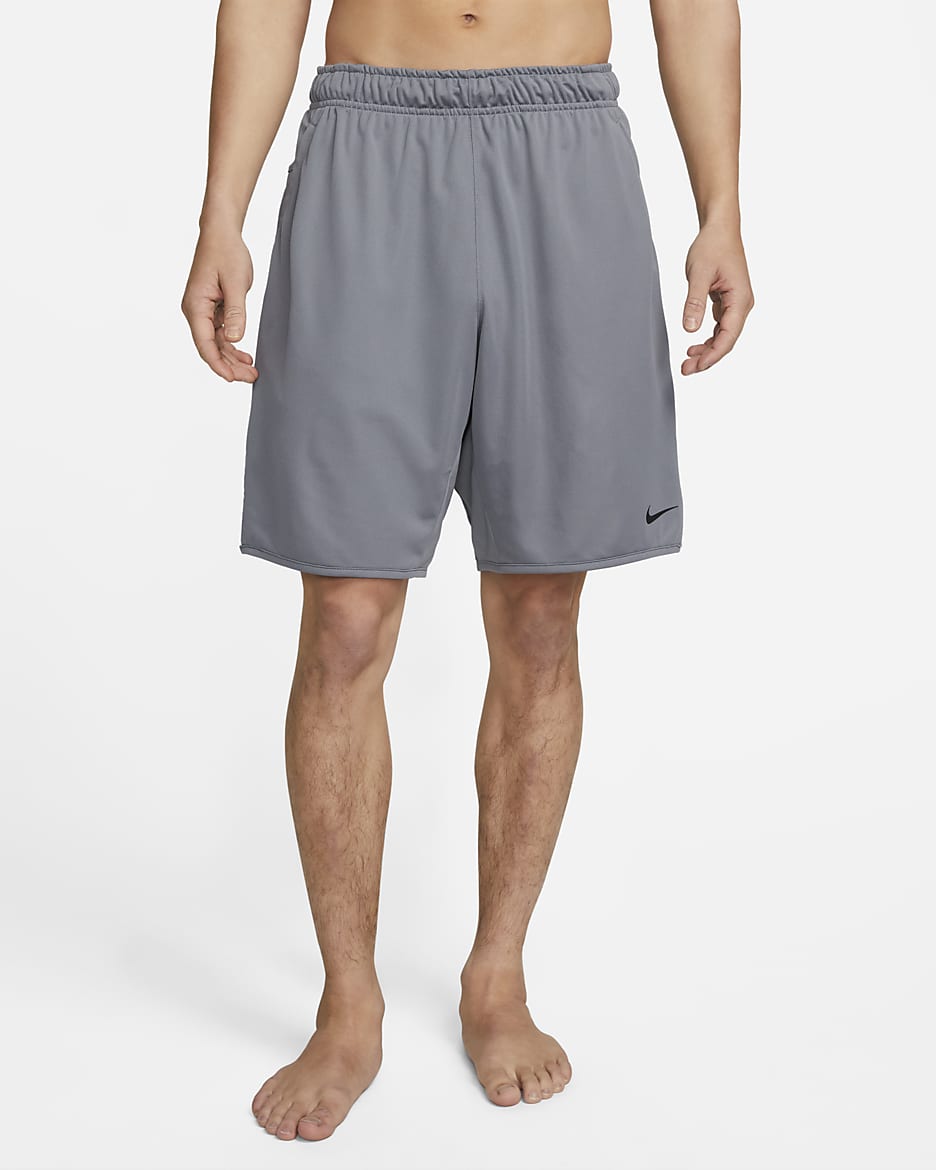 Nike Totality Dri-FIT 男子速干百搭短裤（无衬裤） - 烟灰/黑/烟灰/黑