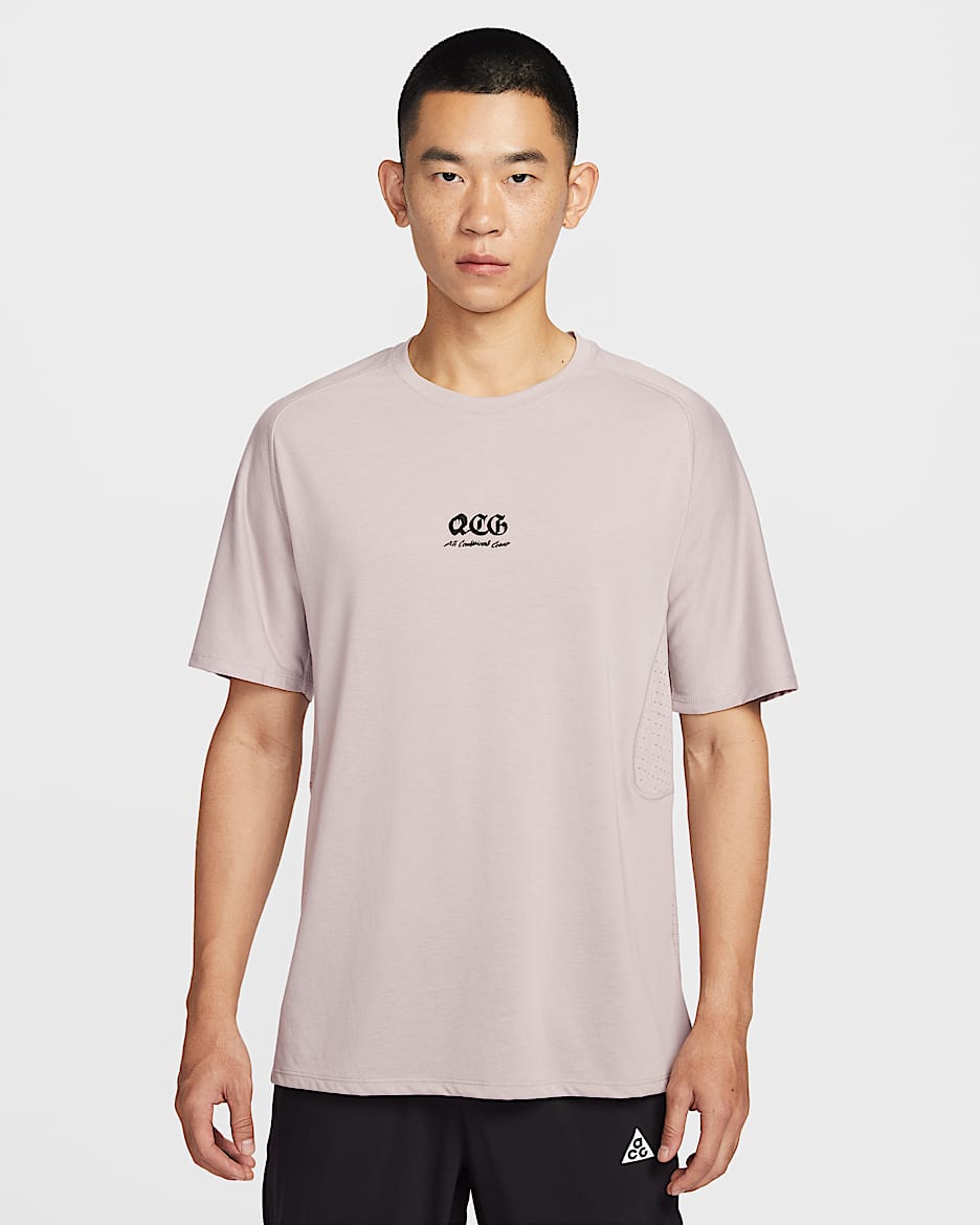 Nike ACG Dri-FIT ADV 男子速干短袖上衣 - 大学灰/黑/山峰白