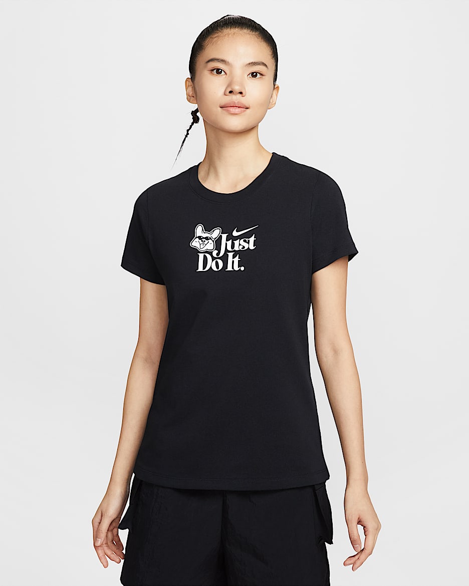 Nike Sportswear 女子T恤 - 黑