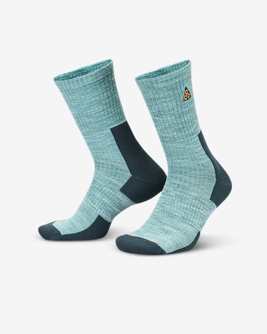Nike ACG Everyday 舒适中筒运动袜（1 双） - 大炮灰/土绿/泡沫薄荷绿/马拉喀什橙