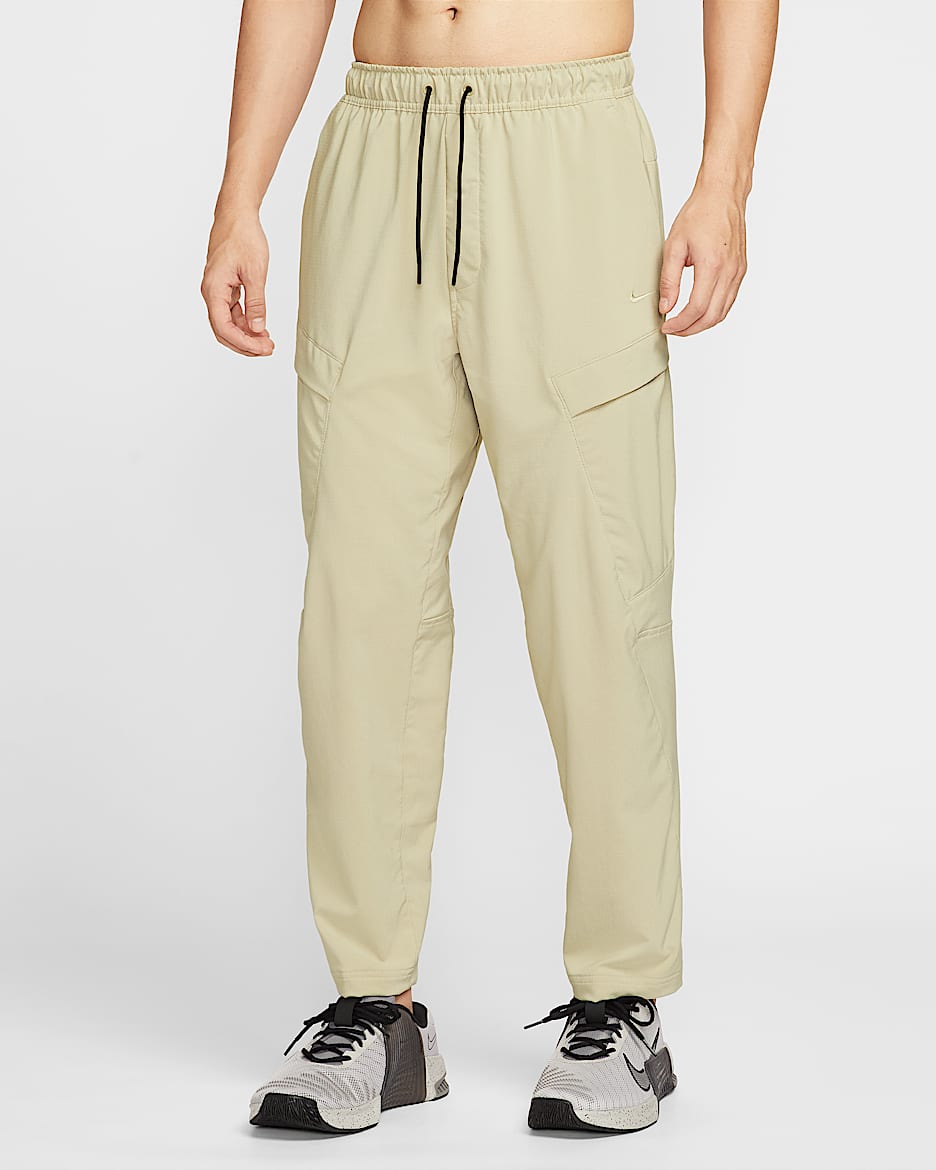Nike Unlimited Dri-FIT 男子速干百搭工装长裤 - 沙漠卡其/黑/沙漠卡其