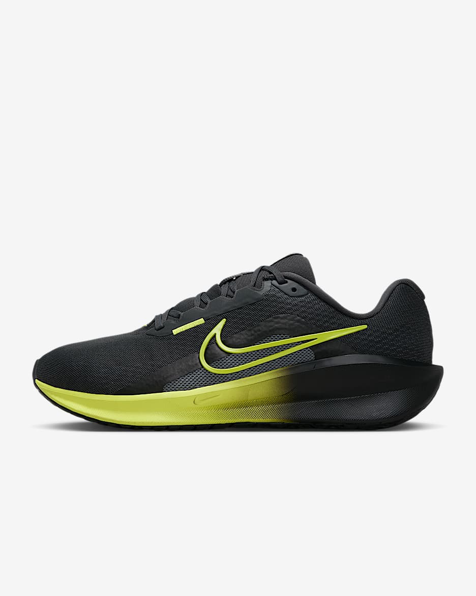 Nike Downshifter 13 男子公路跑步鞋 - 煤黑/黑/烟灰/明黄