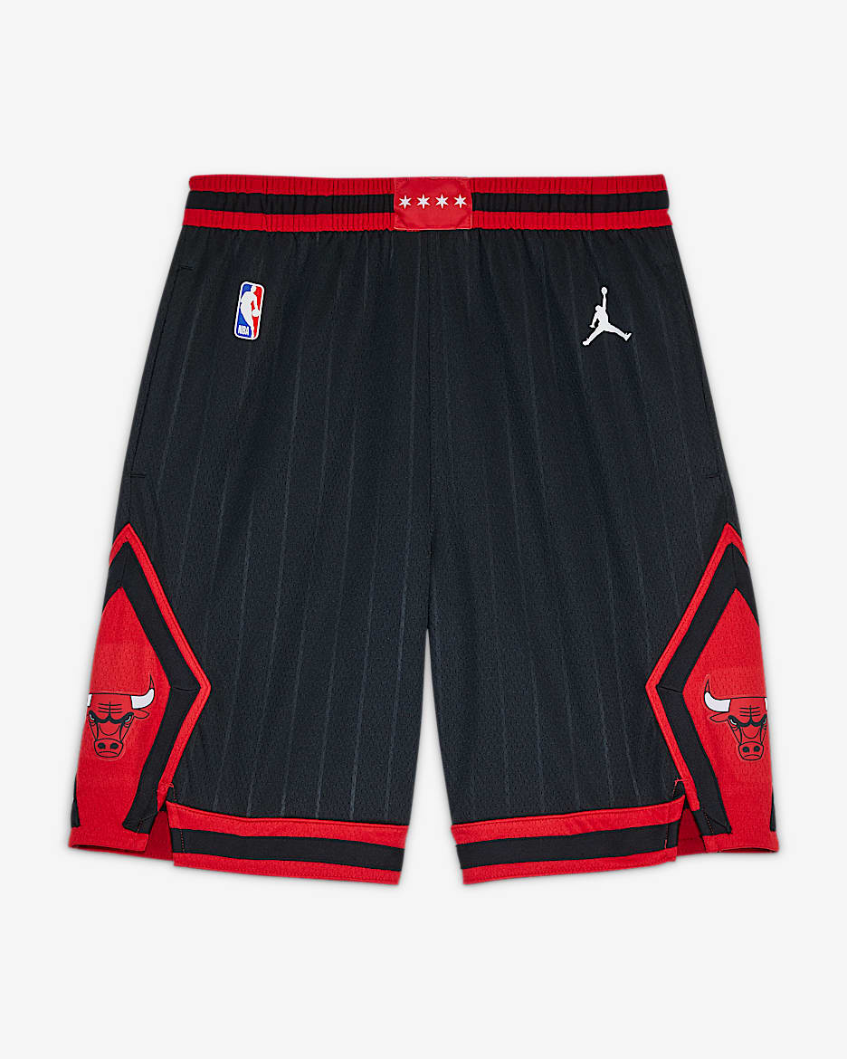 芝加哥公牛队 Statement Edition Jordan NBA Swingman 大童（男孩）短裤 - 黑/大学红