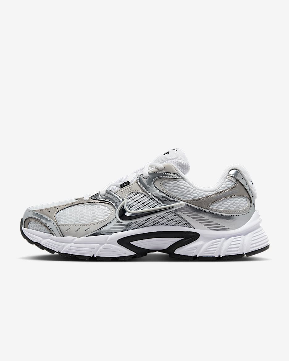 Nike V5 RNR 女子反光装饰运动鞋 - 白色/苍野灰/金属银/黑