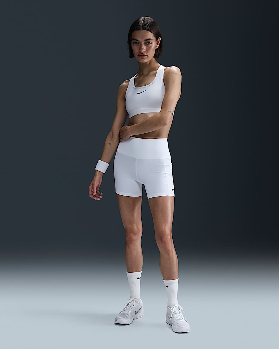 NikeCourt Dri-FIT 女子速干口袋网球短裤 - 白色/黑