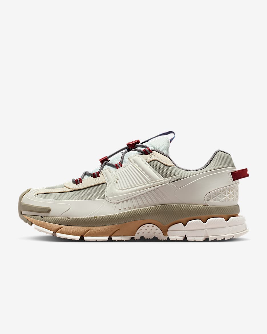 Nike Zoom Vomero Roam 马年限定脱缰系列新年款耐克迈柔轻户外版男子冬季款运动鞋 - 雾杉木绿/麻线黄/幻影灰白/帆白