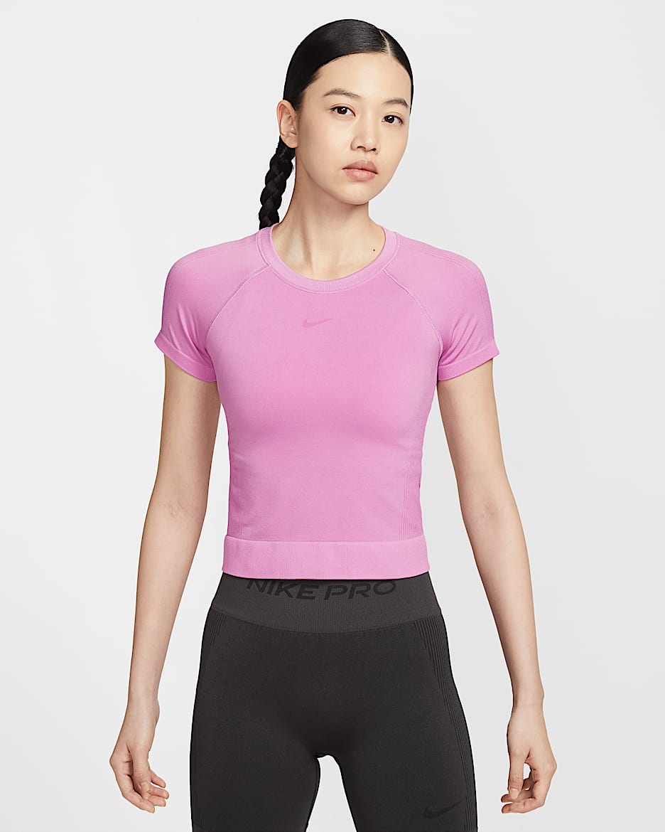 Nike Pro Dri-FIT 女子平整缝线速干紧身训练T恤 - 浅品红
