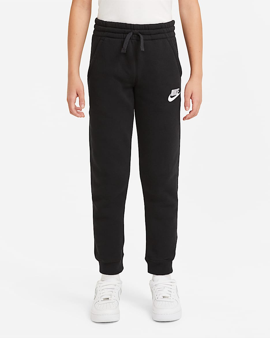 Nike Sportswear Club Fleece 大童(男孩)长裤 - 黑/黑/白色