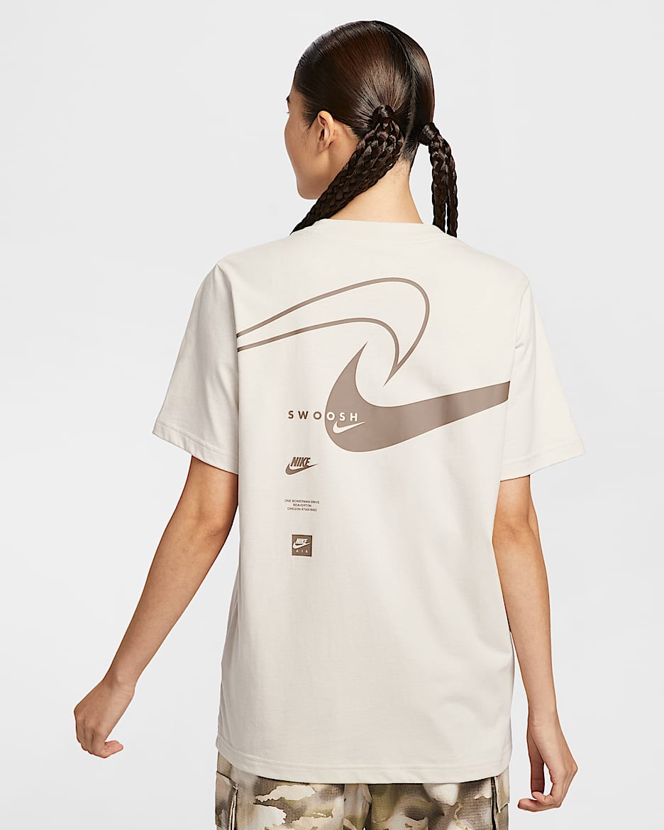 Nike Sportswear Club 女子纯棉短袖T恤 - 浅土褐/貂棕