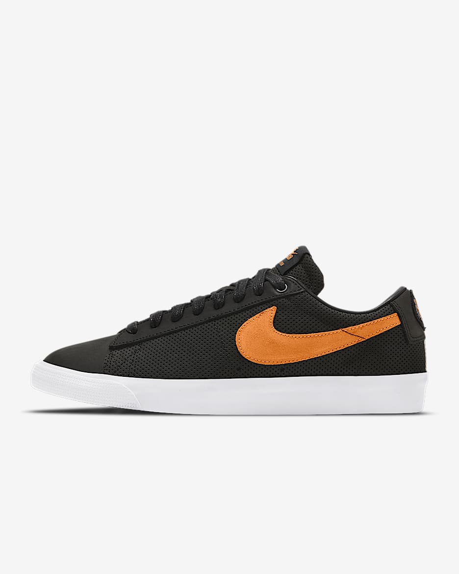 Nike SB Zoom Blazer Low GT QS 男子滑板鞋 - 黑/白色/明亮橙