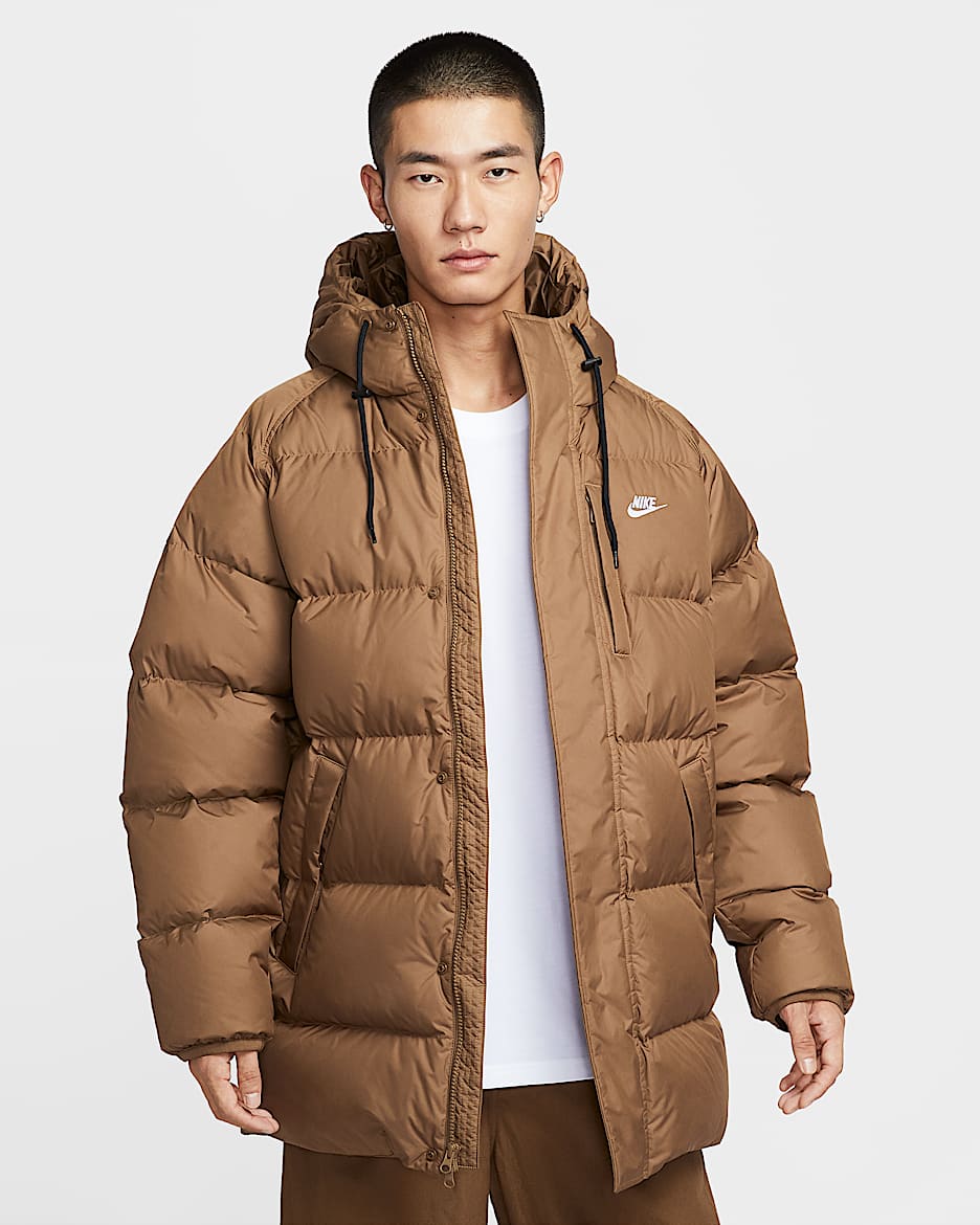 Nike Sportswear Club Therma-FIT 男子拒水羽绒外套 - 苔木棕色/白色