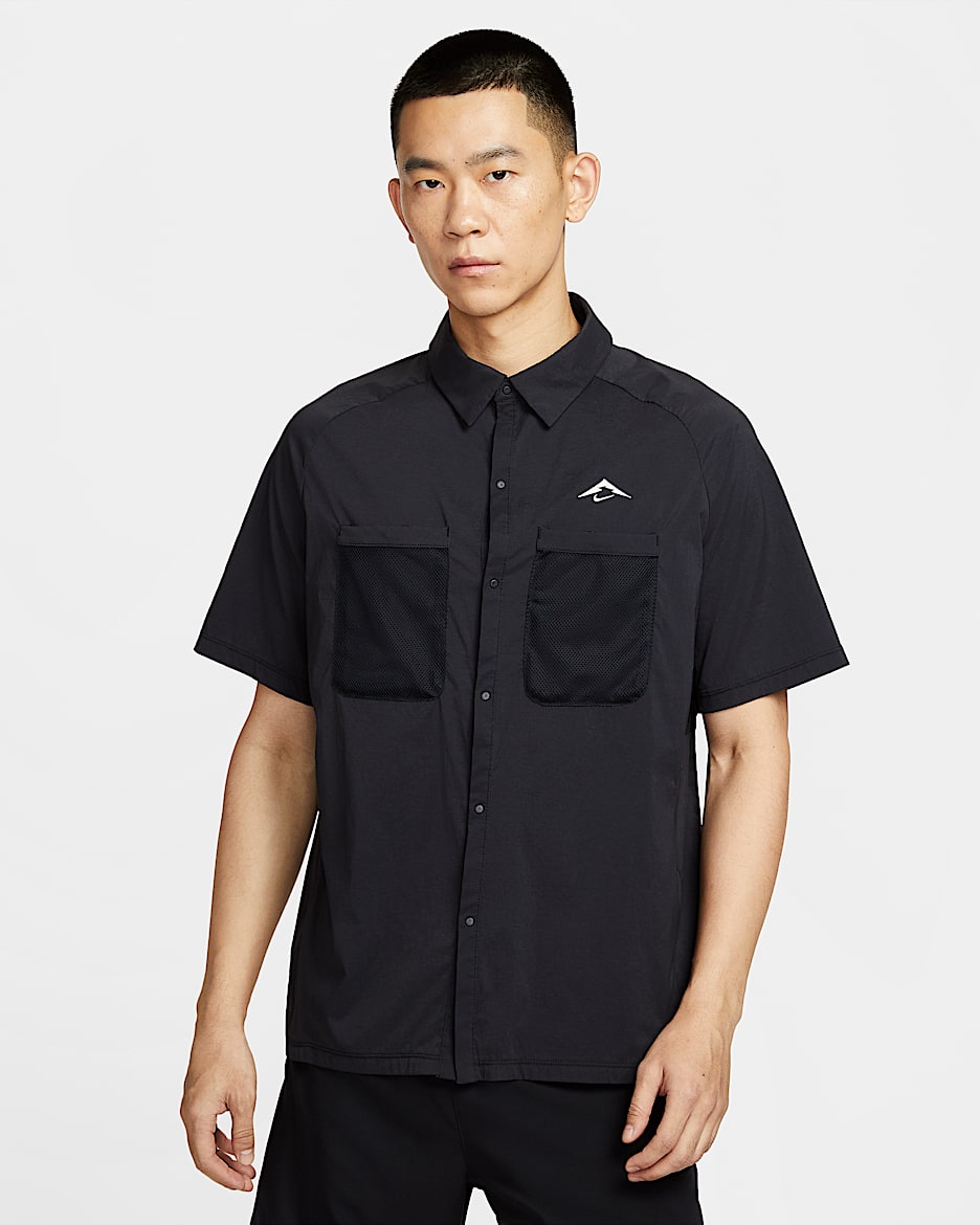 Nike Trail Dri-FIT 男子防晒速干越野跑步短袖按扣衬衫 - 黑/黑/山峰白