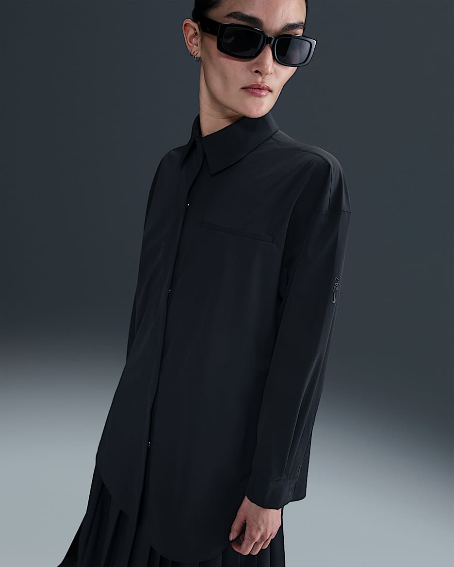 Nike 24.7 PerfectStretch Dri-FIT 女子 Oversize 风速干长袖上衣 - 黑/暗烟灰