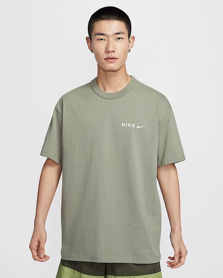 Nike Sportswear Premium Essentials 男子户外T恤 - 暗泥灰