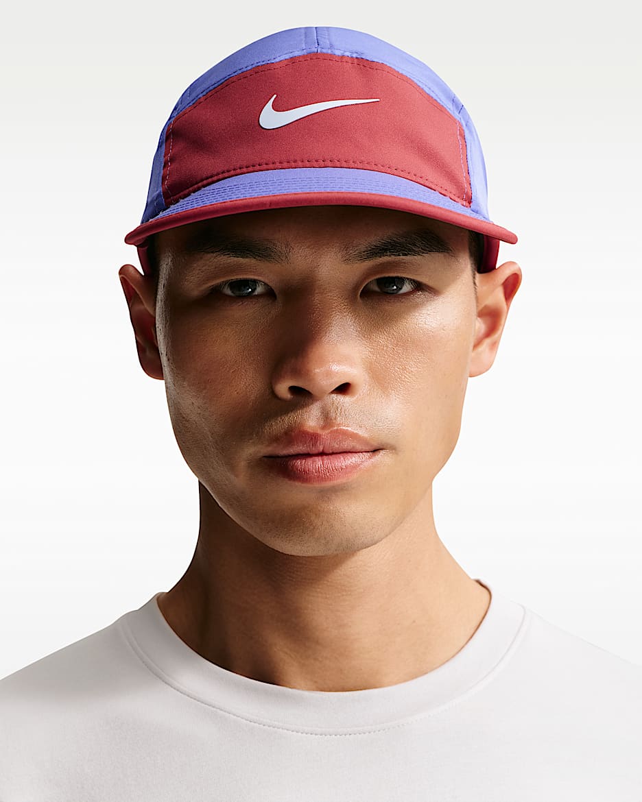 Nike Fly Dri-FIT 速干软顶耐克勾运动帽 - 宝石蓝/深队红/煤黑/氢蓝