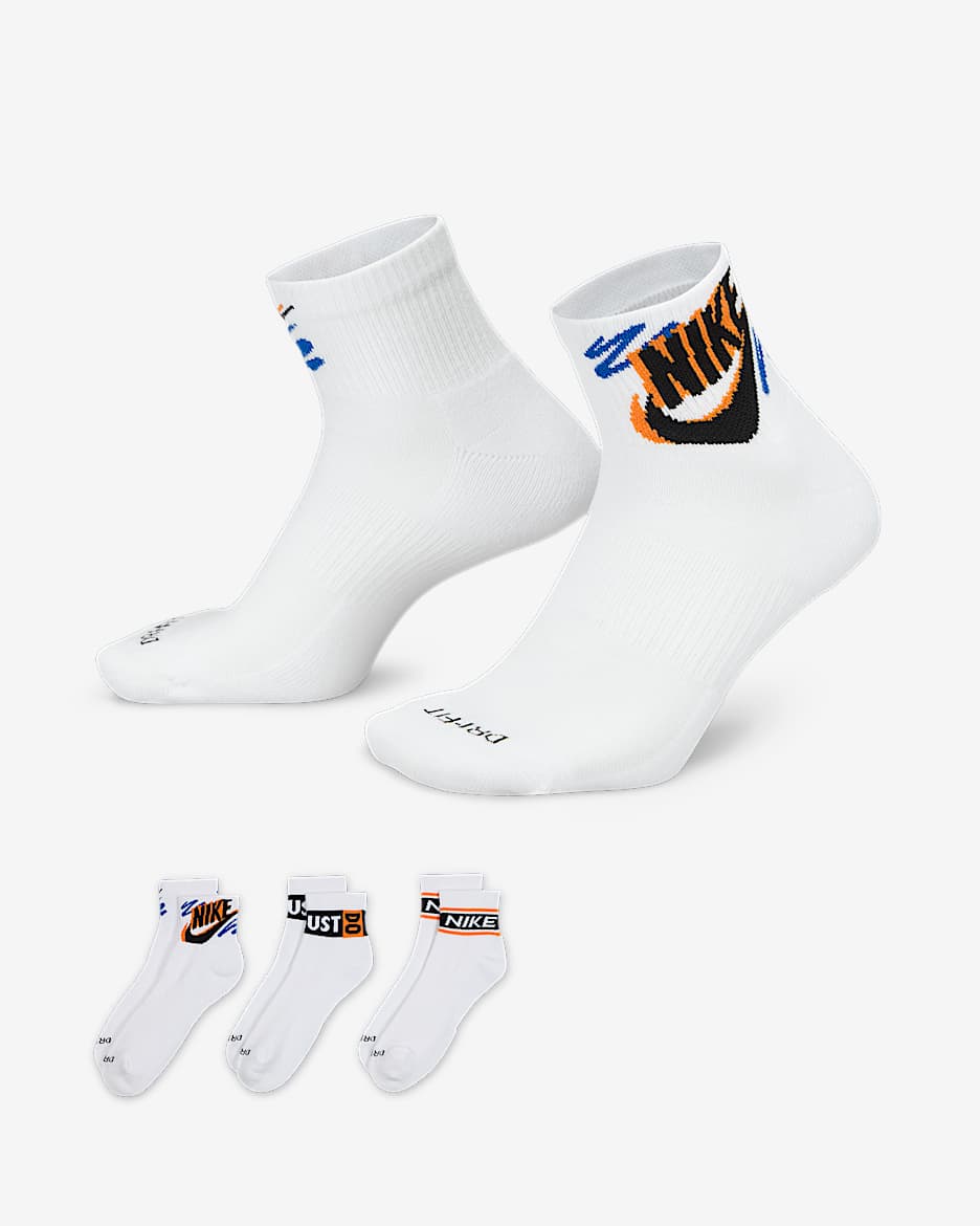 Nike Everyday Plus 速干运动短袜（3 双） - 多色