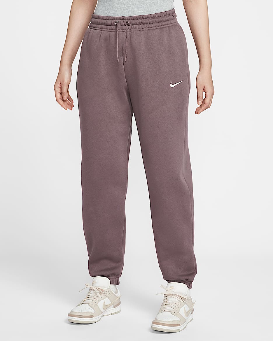 Nike Sportswear Phoenix Fleece 女子高腰 Oversize 风加绒运动裤 - 图腾黑紫/帆白