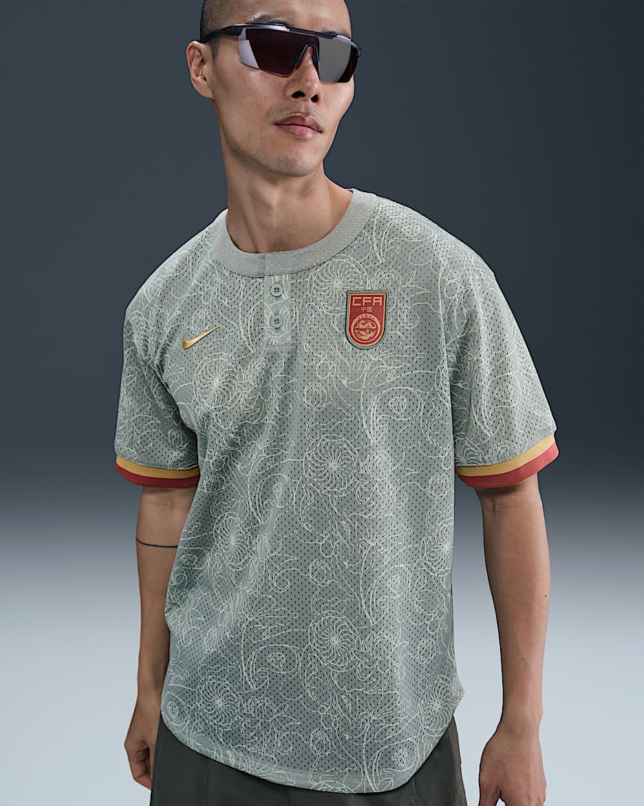 中国队 Authentics Nike 男子球衣 - 云母绿/俱乐部金