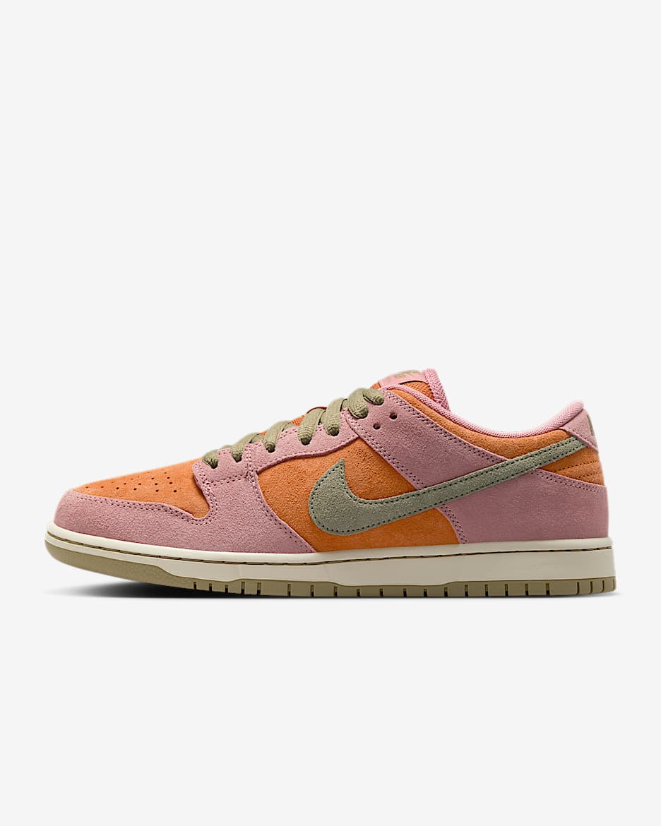 Nike SB Dunk Low Pro 男/女滑板鞋 - 星尘红/君王/椰奶色/橄榄绿