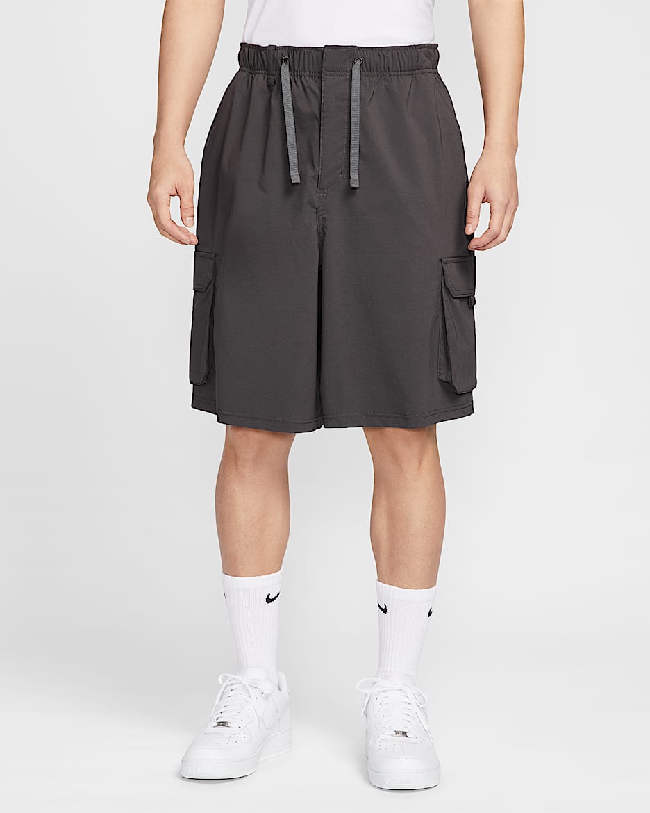 Nike Sportswear Kearny Dri-FIT 男子速干工装滑板短裤 - 中灰/铁灰/铁灰
