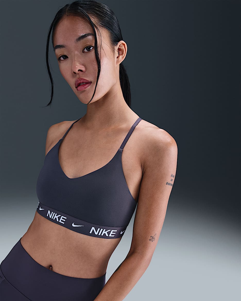 Nike Indy 女子可调节低强度支撑透气速干衬垫运动内衣 - 闪电灰