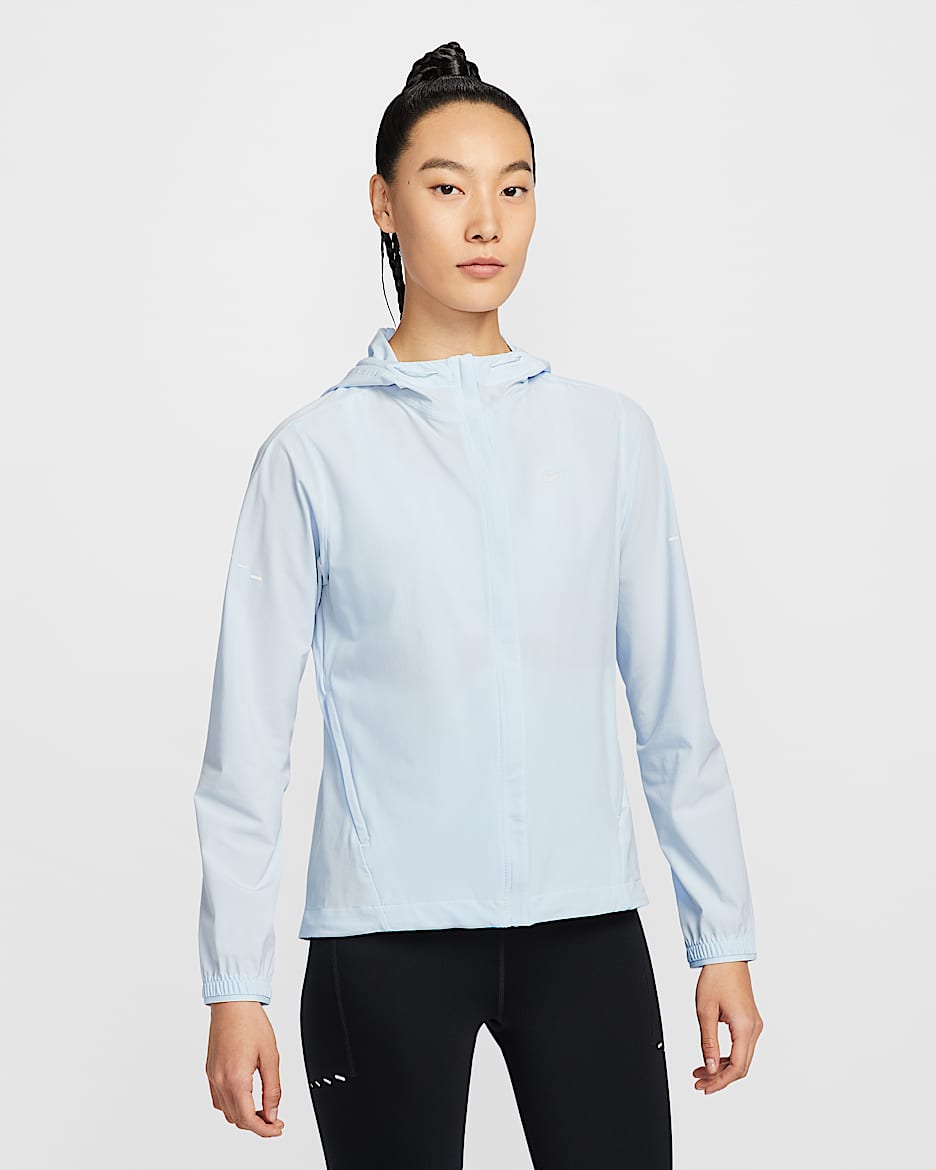 Nike Swift Repel 女子拒水可收纳跑步夹克防晒衣 - 紫蓝