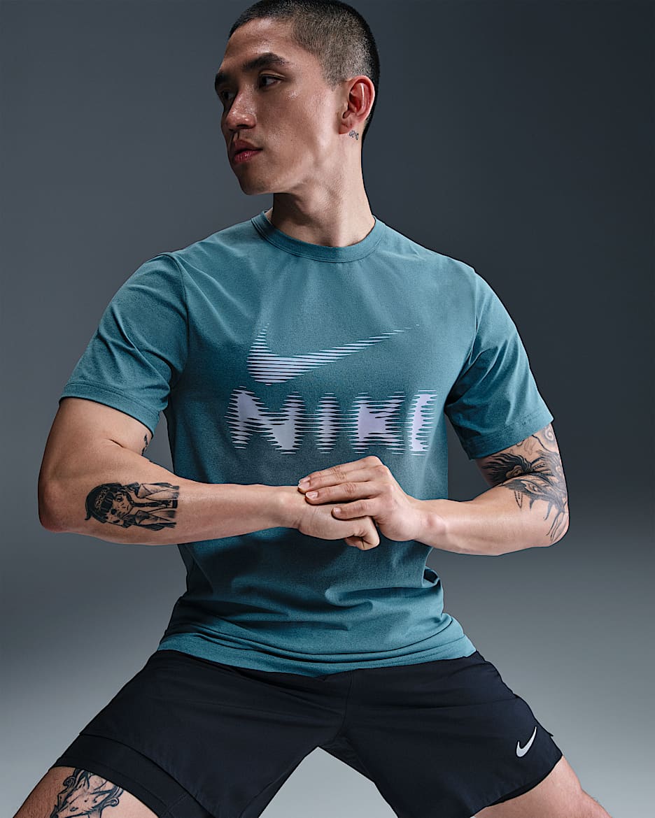 Nike Hyverse Dri-FIT 男子防晒速干百搭T恤 - 烟灰蓝