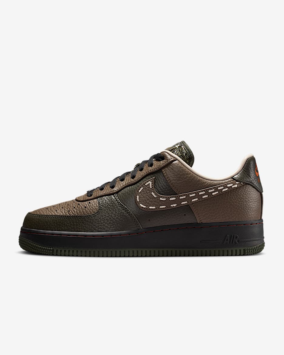 Nike Air Force 1 '07 男子空军一号运动鞋 - 红杉绿/黑/奶白 II/暗褐
