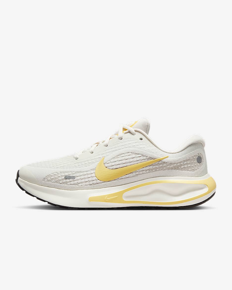 Nike Journey Run 女子公路跑步鞋 - 帆白/幻影灰白/浅银/柔黄