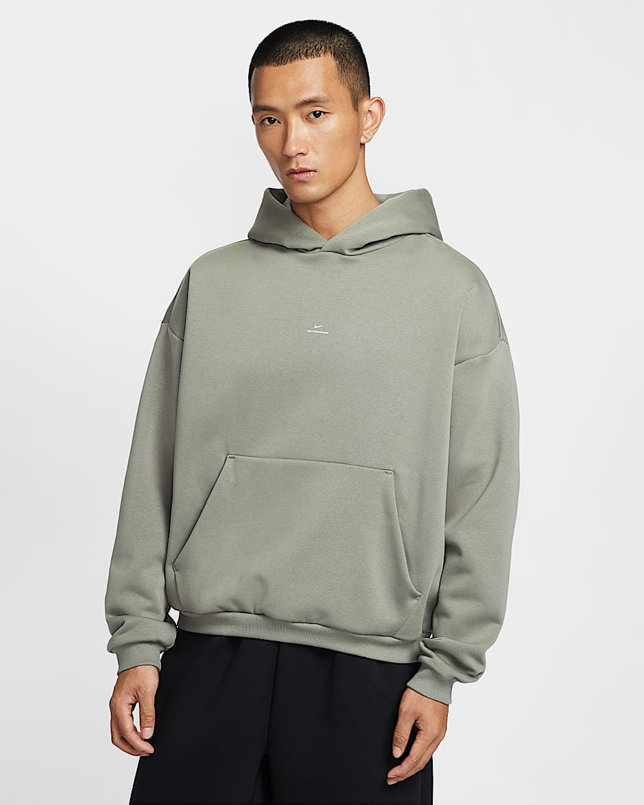 Nike Standard Issue Therma-FIT 耐克篮球小标系列男子加绒篮球套头连帽衫 - 暗泥灰/淡象牙白