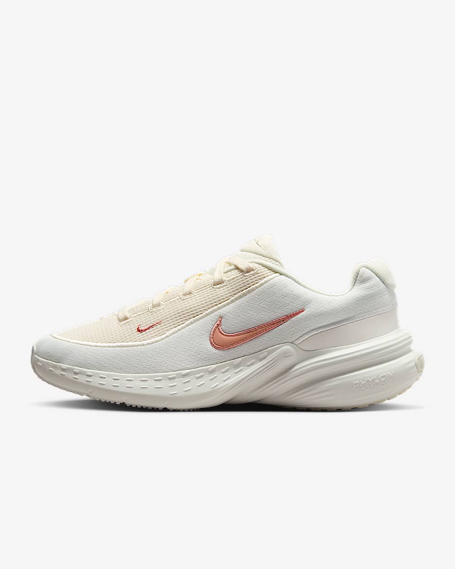 Nike Uplift SC 女子运动鞋 - 山峰白/淡象牙白/玫瑰金