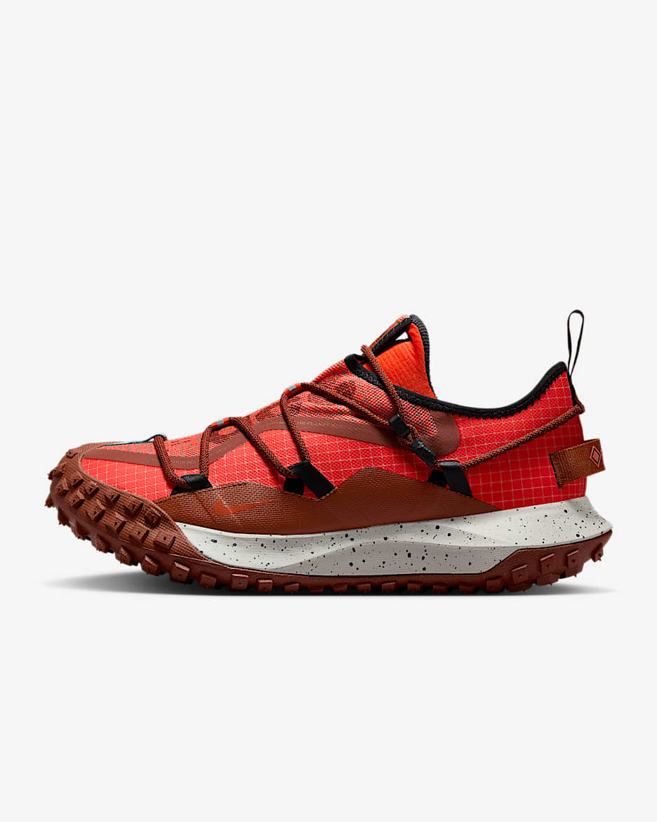 Nike ACG Mountain Fly Low GORE-TEX SE 男子防水耐磨运动鞋 - 浅黄褐/大学灰/烟灰蓝/热情红