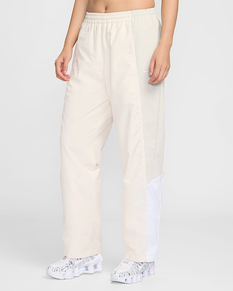 Nike Sportswear 女子 Oversize 风中腰运动裤 - 粉白/浅骨色/白色/帆白